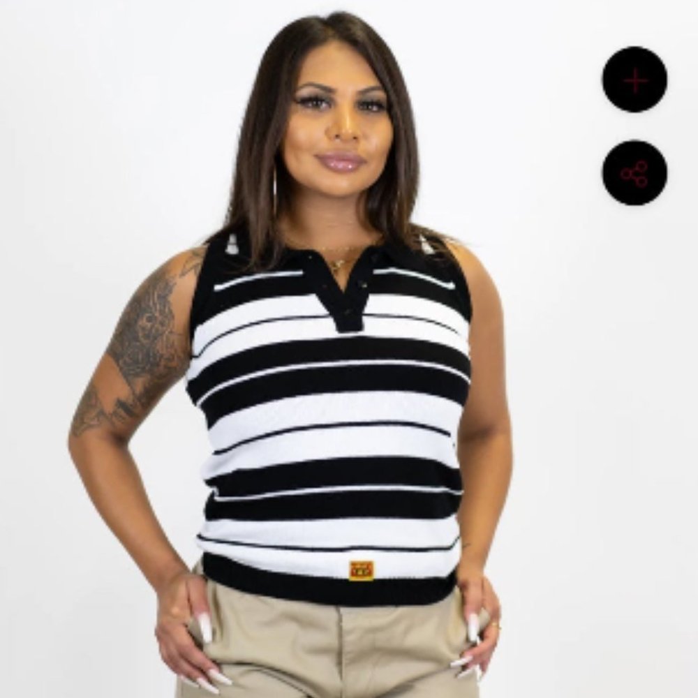 FB County Women's Charlie brown white black Shirt small